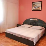 Apartment Bareta *